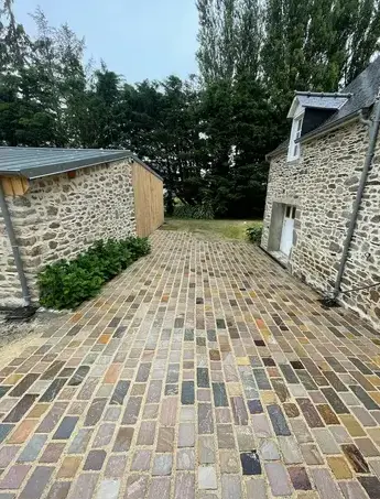maçonnerie paysagère Saint-Méloir-des-Ondes-2